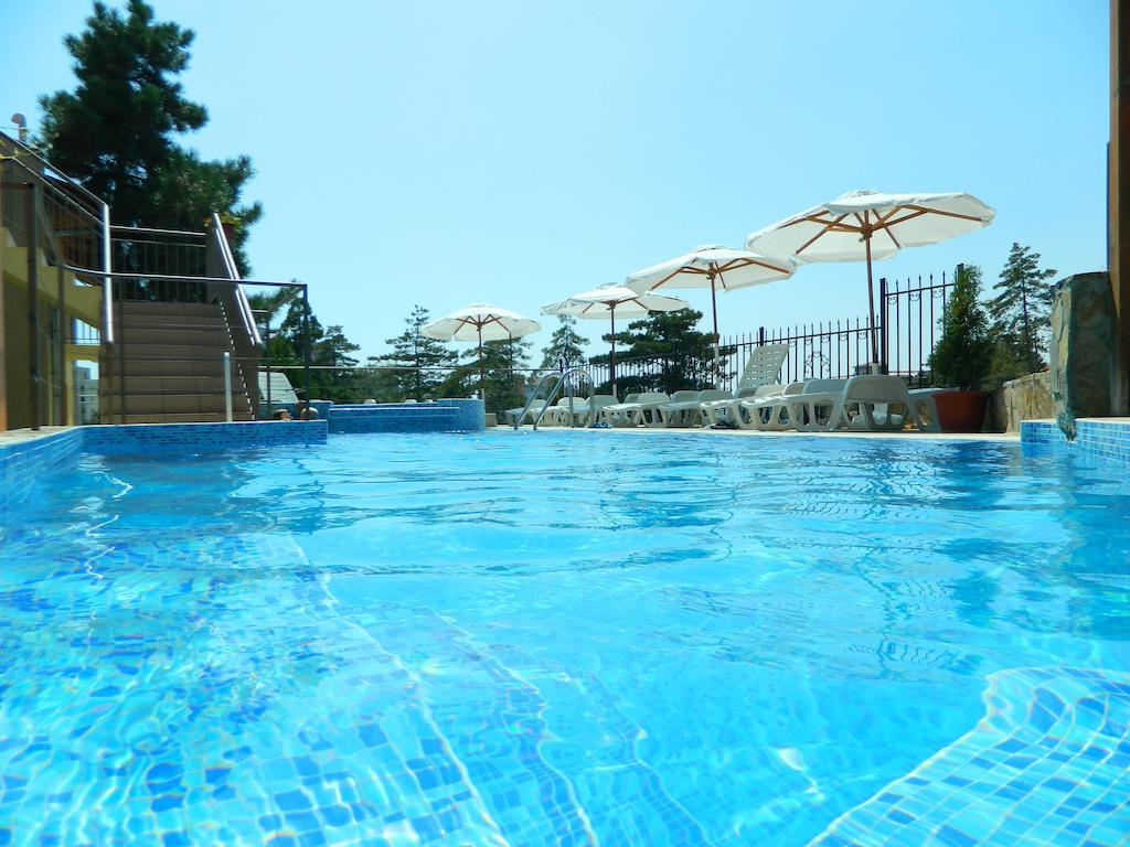 Family Hotel Privileg ساني بيتش المظهر الخارجي الصورة